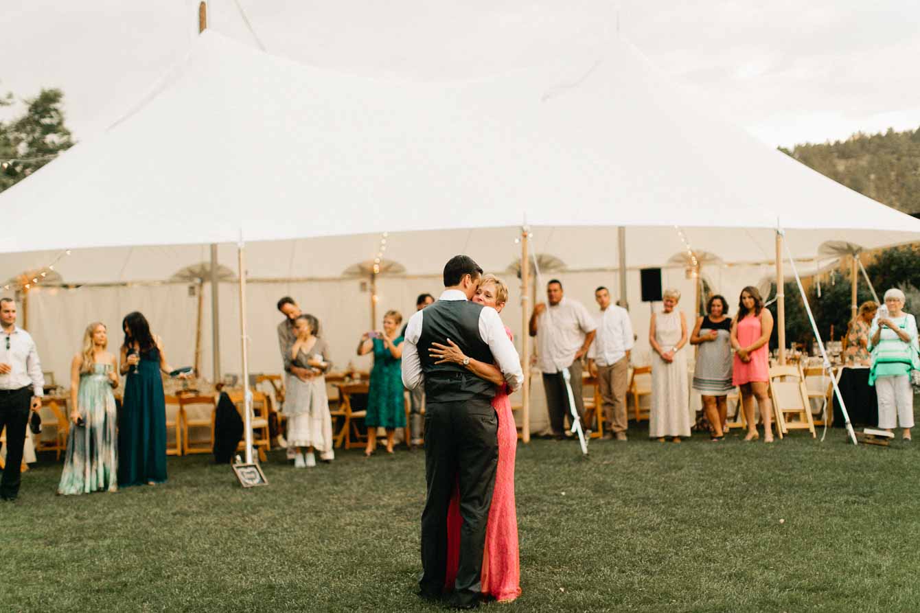 lyons_farmette_bohemian_colorado_wedding-83